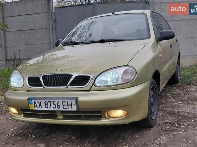 Желтый Дэу Ланос, объемом двигателя 1.5 л и пробегом 250 тыс. км за 1700 $, фото 1 на Automoto.ua