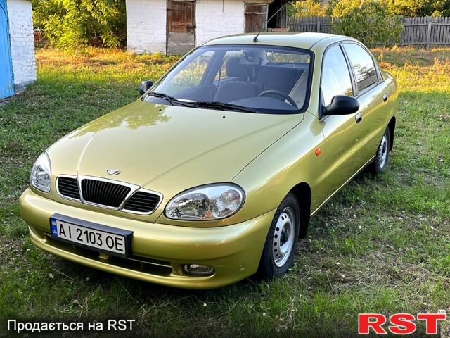 Желтый Дэу Ланос, объемом двигателя 1.5 л и пробегом 43 тыс. км за 4500 $, фото 1 на Automoto.ua