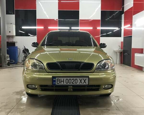 Жовтий Деу Ланос, об'ємом двигуна 1.4 л та пробігом 112 тис. км за 2999 $, фото 1 на Automoto.ua