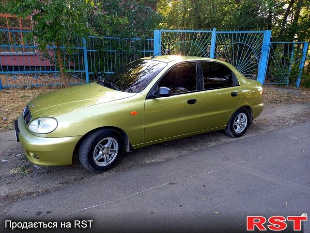 Жовтий Деу Ланос, об'ємом двигуна 1.4 л та пробігом 119 тис. км за 2450 $, фото 1 на Automoto.ua