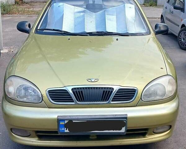 Жовтий Деу Ланос, об'ємом двигуна 1.5 л та пробігом 141 тис. км за 3200 $, фото 1 на Automoto.ua