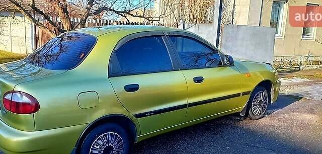 Желтый Дэу Ланос, объемом двигателя 1.5 л и пробегом 220 тыс. км за 2600 $, фото 1 на Automoto.ua