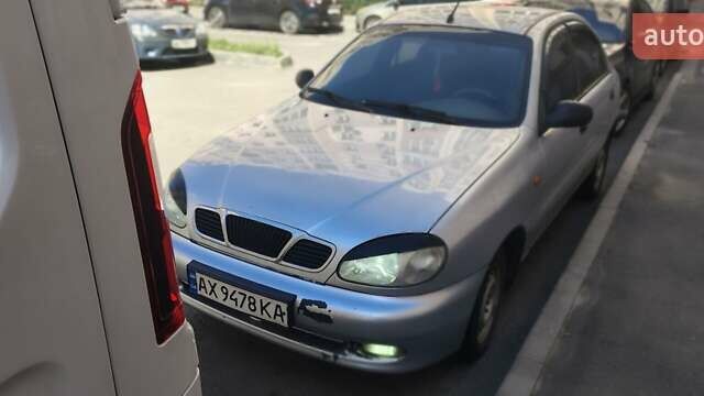 Деу Ланос 2005 у Харкові на Automoto.ua Сірий Деу Ланос, об'ємом двигуна 1.5 л та пробігом 290 тис. км за 2000 $, фото 1 на Automoto.ua