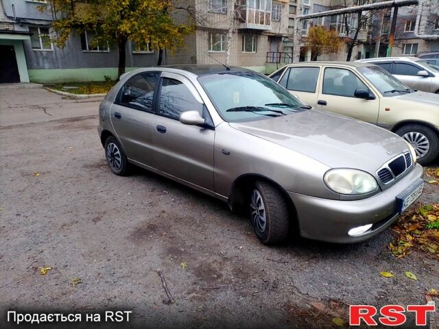 Сірий Деу Ланос, об'ємом двигуна 1.5 л та пробігом 230 тис. км за 2000 $, фото 1 на Automoto.ua