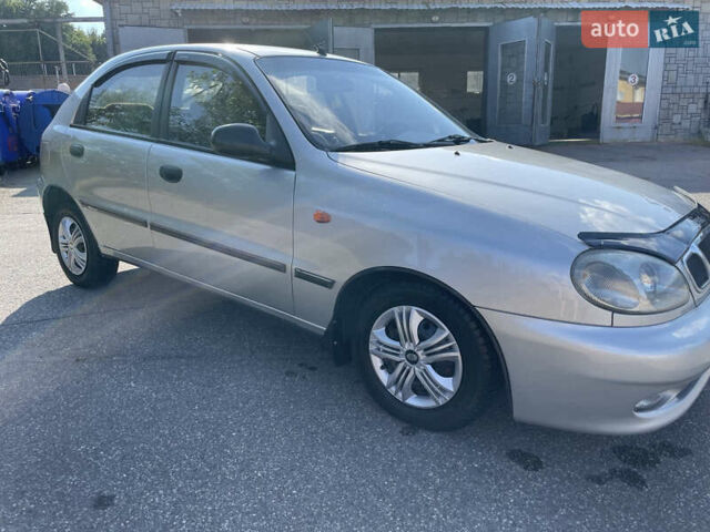 Дэу Ланос 2007 в Виннице на Automoto.ua Серый Дэу Ланос, объемом двигателя 1.5 л и пробегом 150 тыс. км за 2800 $, фото 1 на Automoto.ua