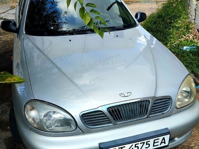 Серый Дэу Ланос, объемом двигателя 1.5 л и пробегом 180 тыс. км за 2600 $, фото 1 на Automoto.ua