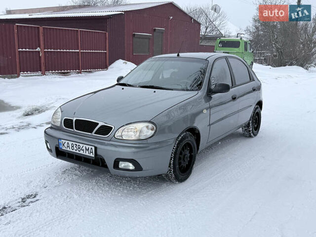 Серый Дэу Ланос, объемом двигателя 1.5 л и пробегом 210 тыс. км за 2850 $, фото 1 на Automoto.ua