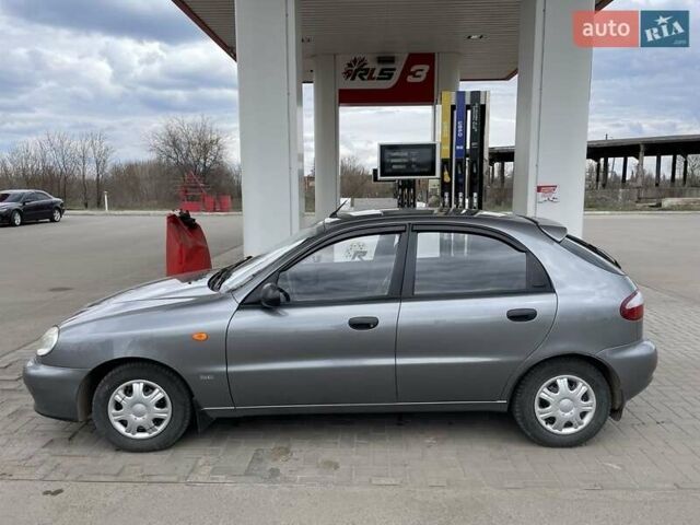 Сірий Деу Ланос, об'ємом двигуна 1.5 л та пробігом 60 тис. км за 4000 $, фото 1 на Automoto.ua