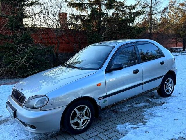 Сірий Деу Ланос, об'ємом двигуна 1.5 л та пробігом 260 тис. км за 1850 $, фото 1 на Automoto.ua