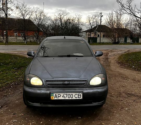 Сірий Деу Ланос, об'ємом двигуна 1.6 л та пробігом 167 тис. км за 1350 $, фото 1 на Automoto.ua