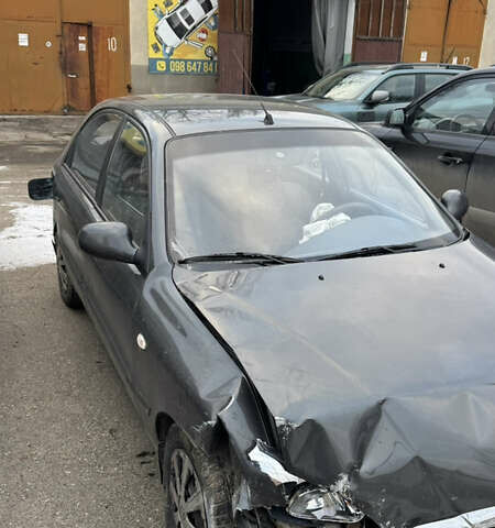 Сірий Деу Ланос, об'ємом двигуна 1.4 л та пробігом 72 тис. км за 1700 $, фото 1 на Automoto.ua