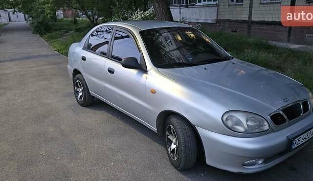 Дэу Ланос 1998 в Днепре (Днепропетровске) на Automoto.ua Серый Дэу Ланос, объемом двигателя 1.5 л и пробегом 400 тыс. км за 2500 $, фото 1 на Automoto.ua
