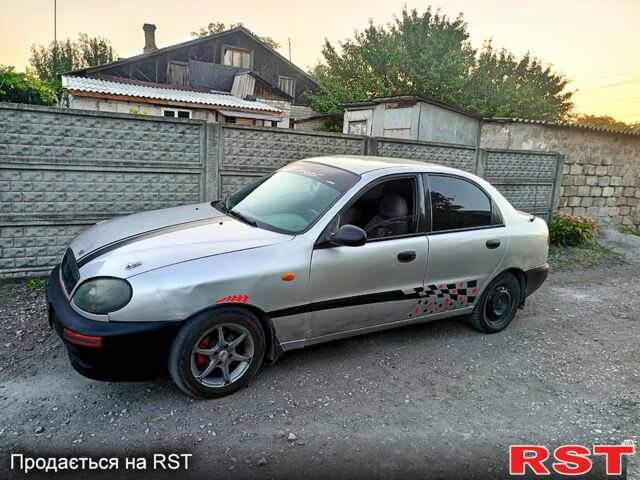 Серый Дэу Ланос, объемом двигателя 1.5 л и пробегом 0 тыс. км за 1000 $, фото 1 на Automoto.ua