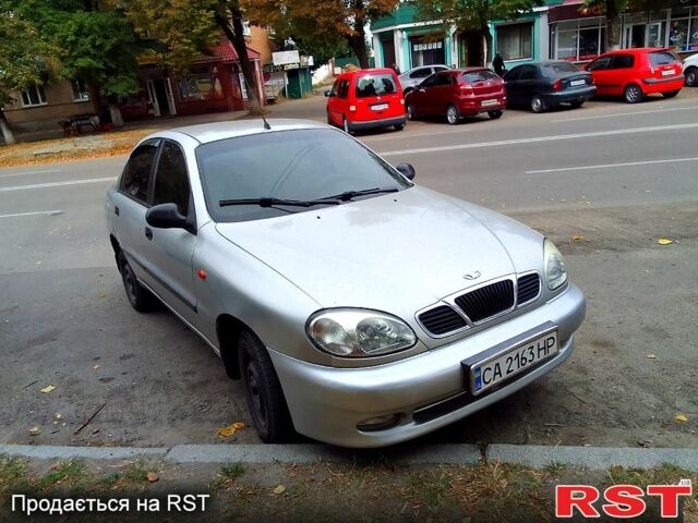 Деу Ланос 2002 у Черкасах на Automoto.ua Сірий Деу Ланос, об'ємом двигуна 1.5 л та пробігом 253 тис. км за 2100 $, фото 1 на Automoto.ua