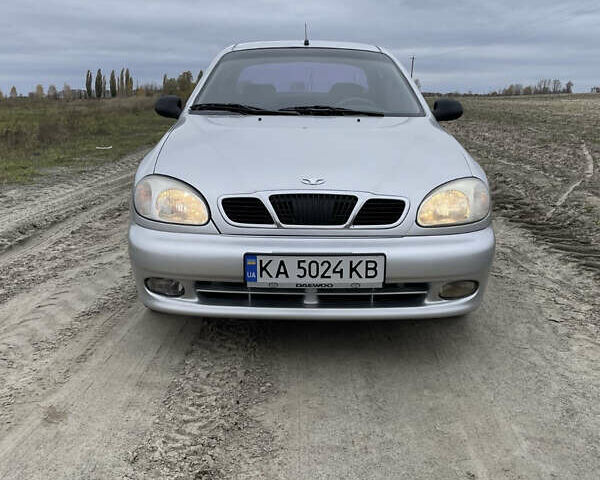 Серый Дэу Ланос, объемом двигателя 1.5 л и пробегом 280 тыс. км за 2200 $, фото 1 на Automoto.ua