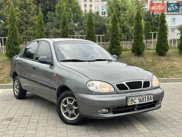 Дэу Ланос 2002 в Дрогобыче на Automoto.ua Серый Дэу Ланос, объемом двигателя 1.5 л и пробегом 200 тыс. км за 1799 $, фото 1 на Automoto.ua