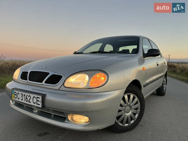 Серый Дэу Ланос, объемом двигателя 1.5 л и пробегом 152 тыс. км за 1999 $, фото 1 на Automoto.ua