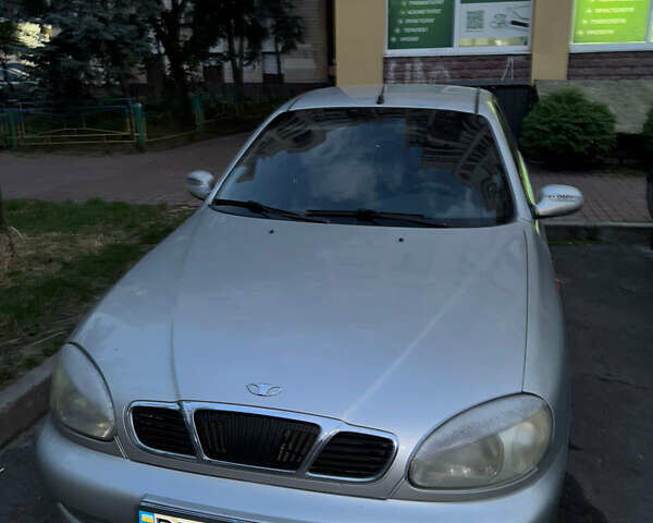 Сірий Деу Ланос, об'ємом двигуна 1.5 л та пробігом 248 тис. км за 3100 $, фото 1 на Automoto.ua