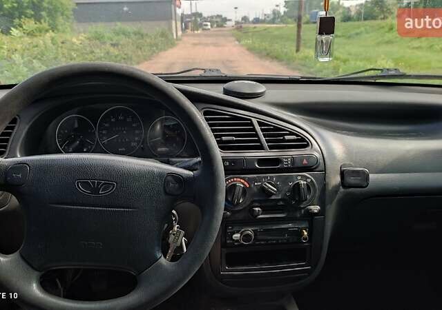 Серый Дэу Ланос, объемом двигателя 0 л и пробегом 203 тыс. км за 2200 $, фото 1 на Automoto.ua