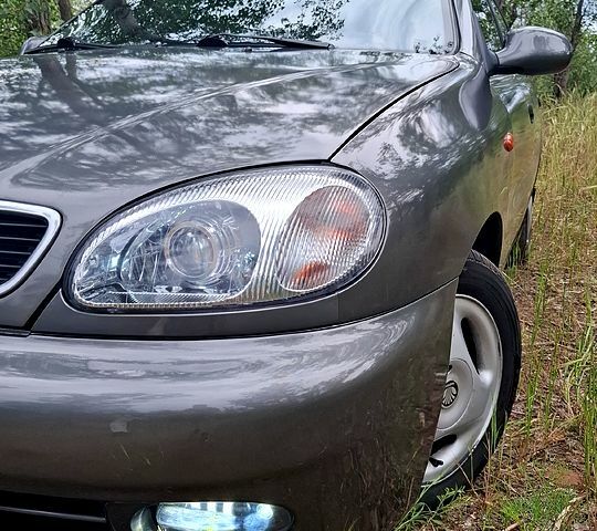 Серый Дэу Ланос, объемом двигателя 1.6 л и пробегом 220 тыс. км за 2650 $, фото 1 на Automoto.ua