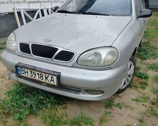 Сірий Деу Ланос, об'ємом двигуна 1.5 л та пробігом 300 тис. км за 1377 $, фото 1 на Automoto.ua