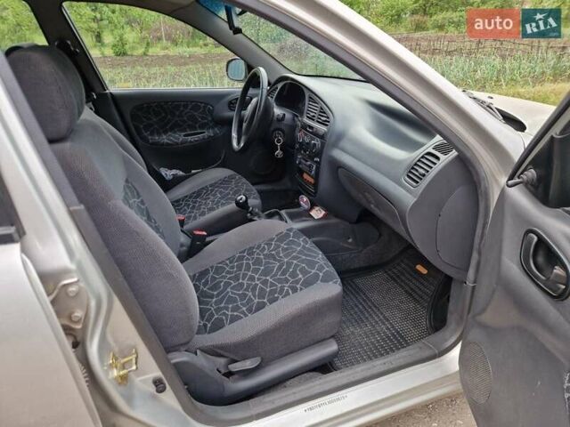 Серый Дэу Ланос, объемом двигателя 1.5 л и пробегом 96 тыс. км за 3100 $, фото 1 на Automoto.ua