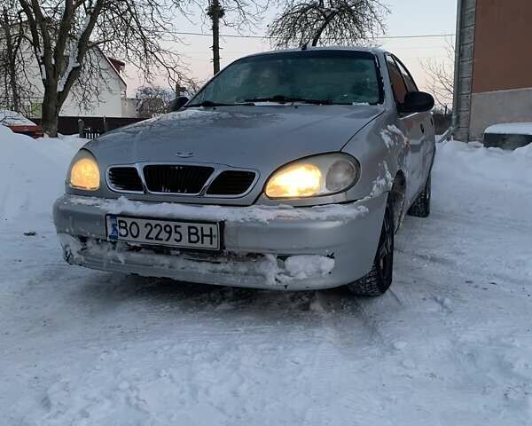Сірий Деу Ланос, об'ємом двигуна 1.5 л та пробігом 171 тис. км за 2000 $, фото 1 на Automoto.ua