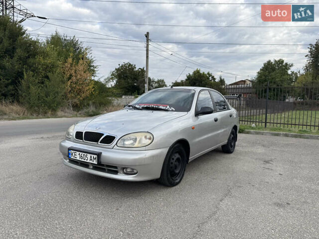 Сірий Деу Ланос, об'ємом двигуна 1.6 л та пробігом 158 тис. км за 2700 $, фото 1 на Automoto.ua