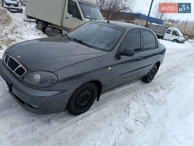 Серый Дэу Ланос, объемом двигателя 1.5 л и пробегом 220 тыс. км за 1250 $, фото 1 на Automoto.ua