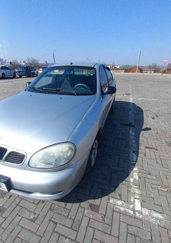 Серый Дэу Ланос, объемом двигателя 1.6 л и пробегом 204 тыс. км за 1900 $, фото 1 на Automoto.ua