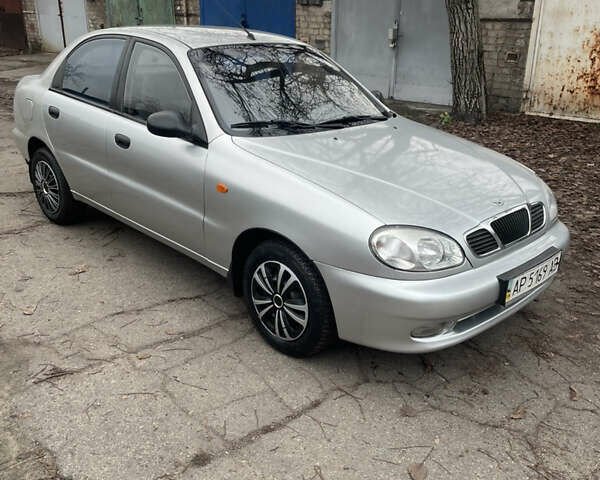 Серый Дэу Ланос, объемом двигателя 1.5 л и пробегом 230 тыс. км за 2250 $, фото 1 на Automoto.ua