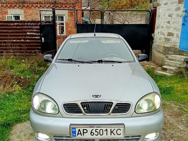 Серый Дэу Ланос, объемом двигателя 1.6 л и пробегом 224 тыс. км за 2000 $, фото 1 на Automoto.ua