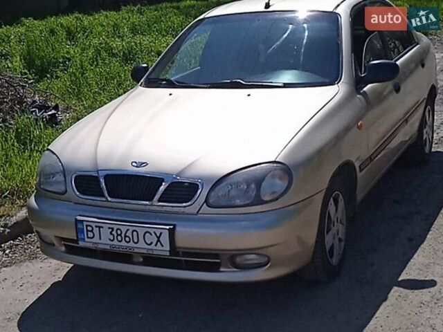 Серый Дэу Ланос, объемом двигателя 1.5 л и пробегом 370 тыс. км за 2700 $, фото 1 на Automoto.ua