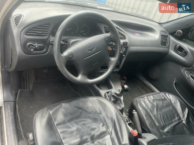 Серый Дэу Ланос, объемом двигателя 1.6 л и пробегом 298 тыс. км за 2100 $, фото 1 на Automoto.ua