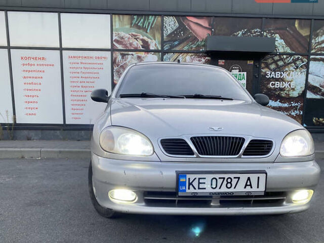 Дэу Ланос 2004 в Днепре (Днепропетровске) на Automoto.ua Серый Дэу Ланос, объемом двигателя 1.5 л и пробегом 320 тыс. км за 2500 $, фото 1 на Automoto.ua