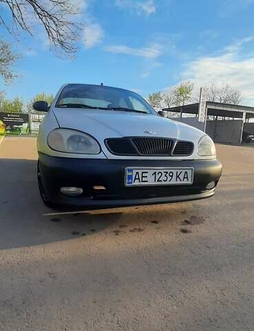 Серый Дэу Ланос, объемом двигателя 1.5 л и пробегом 256 тыс. км за 1900 $, фото 1 на Automoto.ua