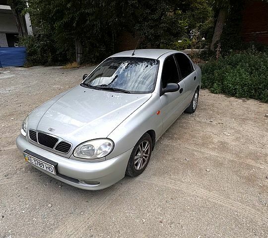 Серый Дэу Ланос, объемом двигателя 1.5 л и пробегом 205 тыс. км за 1900 $, фото 1 на Automoto.ua