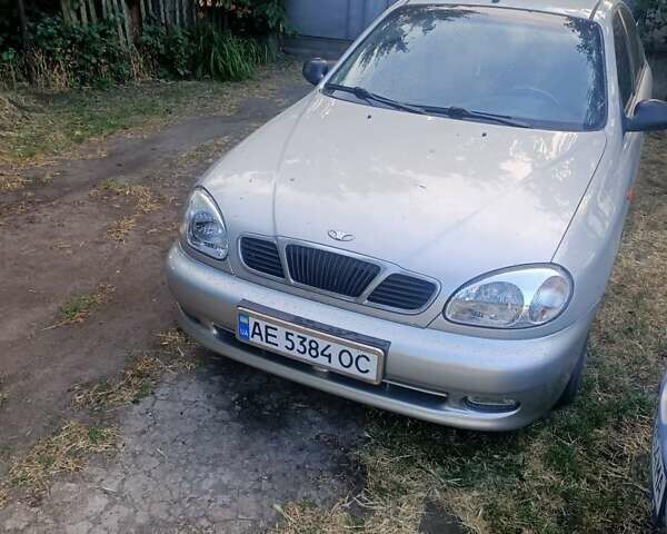 Серый Дэу Ланос, объемом двигателя 1.5 л и пробегом 142 тыс. км за 2500 $, фото 1 на Automoto.ua