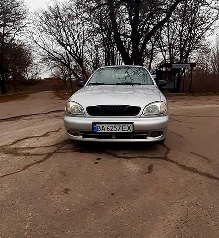 Серый Дэу Ланос, объемом двигателя 1.5 л и пробегом 270 тыс. км за 1900 $, фото 1 на Automoto.ua