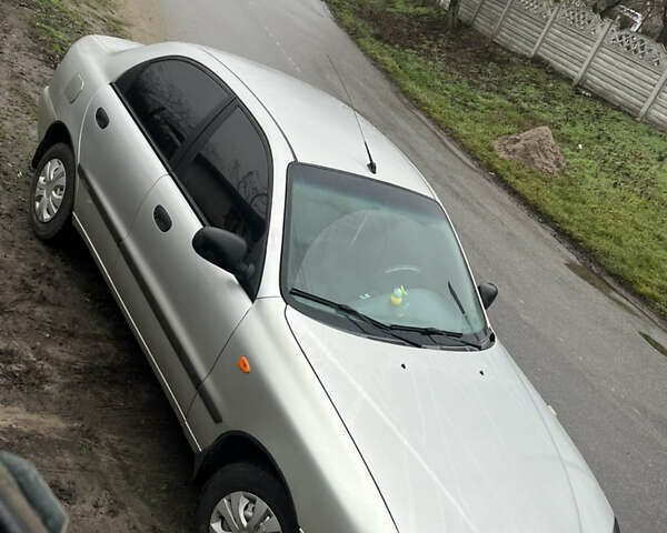 Серый Дэу Ланос, объемом двигателя 1.5 л и пробегом 157 тыс. км за 2500 $, фото 1 на Automoto.ua