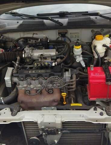 Серый Дэу Ланос, объемом двигателя 1.5 л и пробегом 350 тыс. км за 2800 $, фото 1 на Automoto.ua