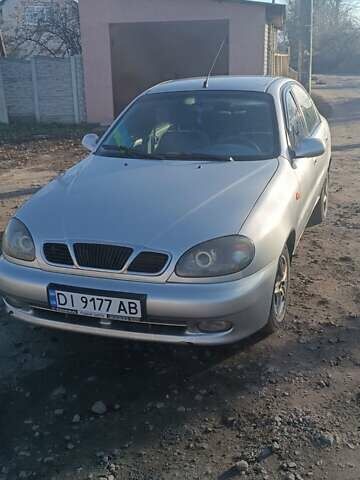 Серый Дэу Ланос, объемом двигателя 1.5 л и пробегом 255 тыс. км за 2400 $, фото 1 на Automoto.ua