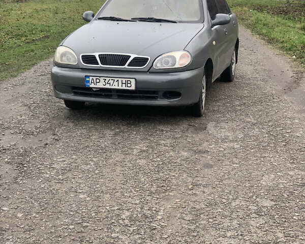 Серый Дэу Ланос, объемом двигателя 1.5 л и пробегом 200 тыс. км за 1200 $, фото 1 на Automoto.ua