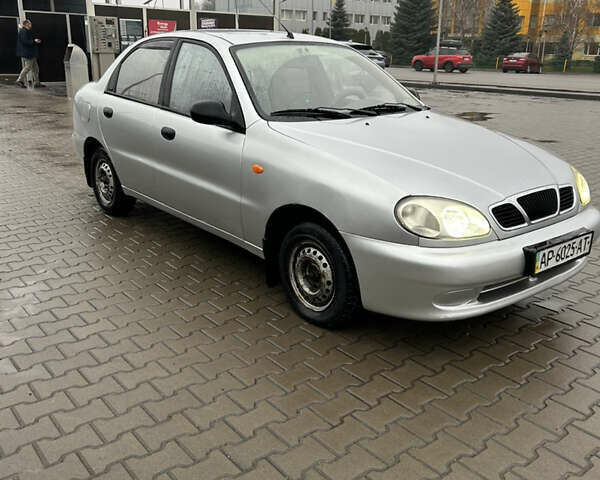 Серый Дэу Ланос, объемом двигателя 1.5 л и пробегом 300 тыс. км за 2300 $, фото 1 на Automoto.ua