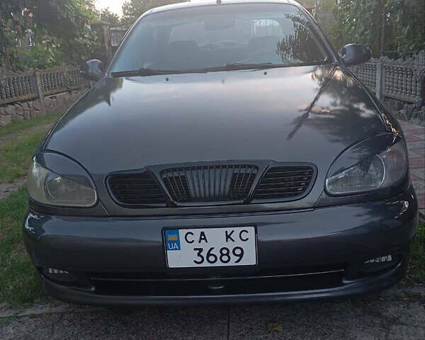 Серый Дэу Ланос, объемом двигателя 1.5 л и пробегом 200 тыс. км за 2500 $, фото 1 на Automoto.ua