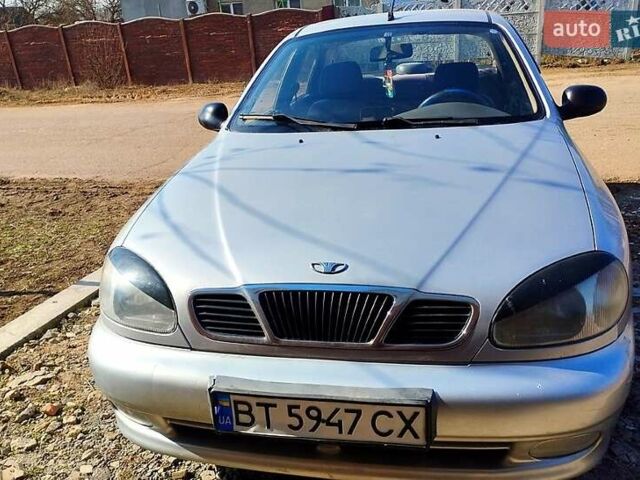 Сірий Деу Ланос, об'ємом двигуна 1.5 л та пробігом 320 тис. км за 2450 $, фото 1 на Automoto.ua