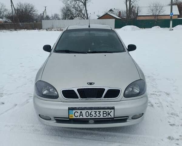 Серый Дэу Ланос, объемом двигателя 1.5 л и пробегом 200 тыс. км за 1850 $, фото 1 на Automoto.ua