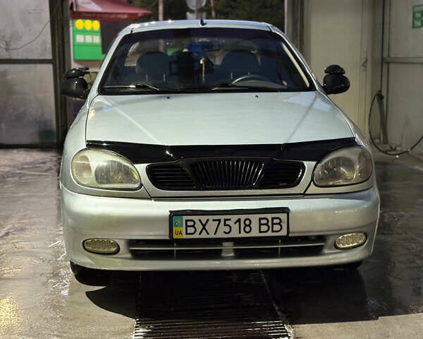 Сірий Деу Ланос, об'ємом двигуна 1.5 л та пробігом 280 тис. км за 1999 $, фото 1 на Automoto.ua