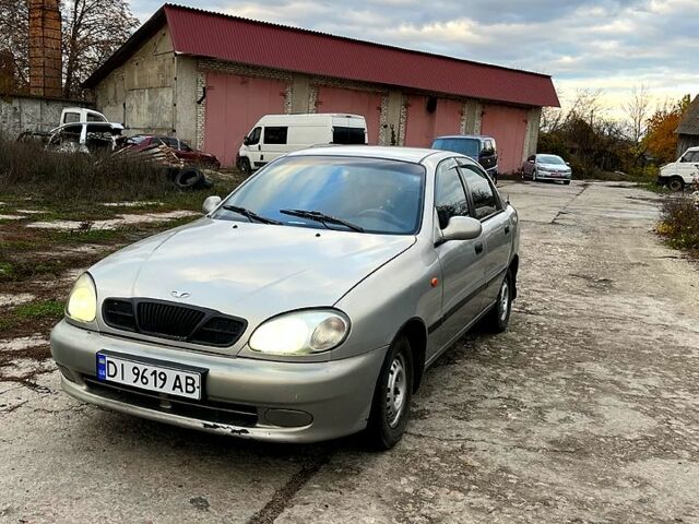 Серый Дэу Ланос, объемом двигателя 1.5 л и пробегом 220 тыс. км за 1900 $, фото 1 на Automoto.ua