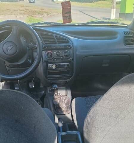 Сірий Деу Ланос, об'ємом двигуна 1.5 л та пробігом 252 тис. км за 2250 $, фото 1 на Automoto.ua